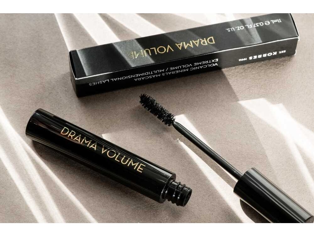 KORRES BLACK VOLCANIC MINERALS Drama Volume Mascara 01 Μαύρο